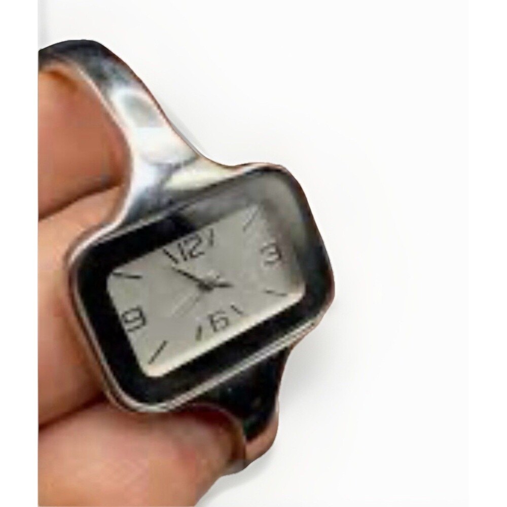 VINTAGE MCM Style Square Womens' Bangle Bracelet Watch Silver Tone Thin Band